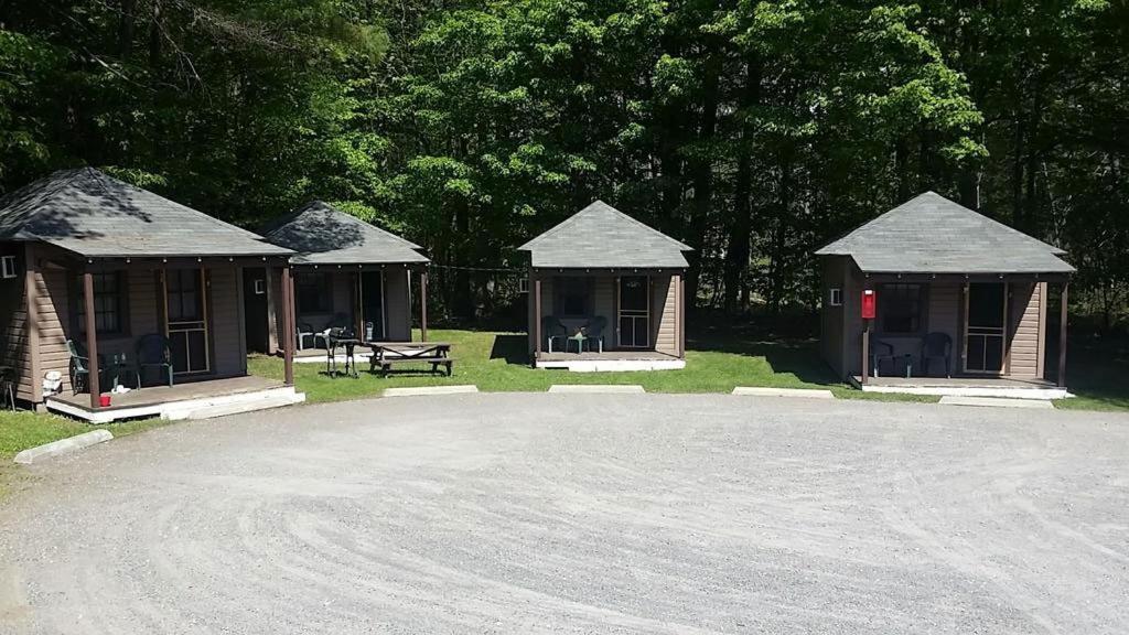 Countryside Inn Lake George Exterior photo