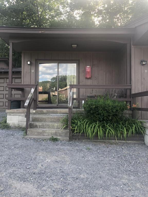 Countryside Inn Lake George Exterior photo